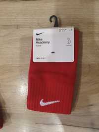 9 x Reducere 70% Jambiere Nike Academy marime 34-38