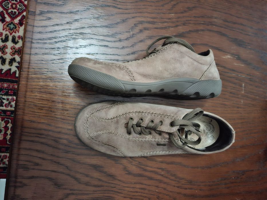 Pantofi sport , de dama ,maro , noi.