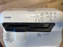 Videoproiector Epson EB-685Wi