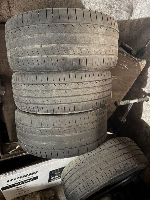 Cauciucuri în 2 mărimi față 225/40/19  Spate 255/35/19