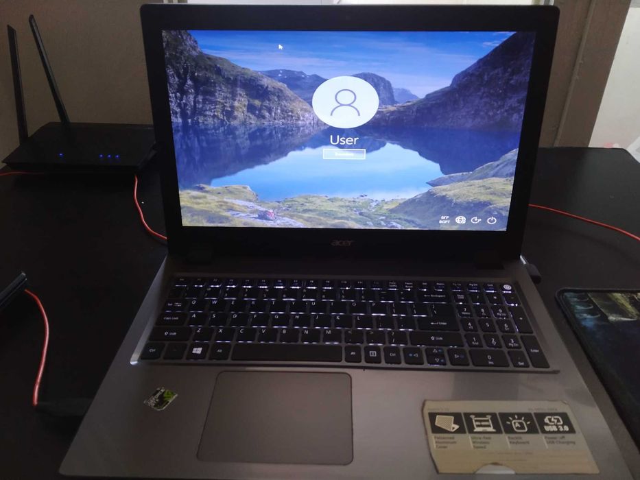 Геймърски лаптоп Acer