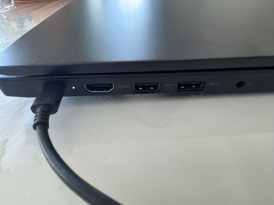 Laptop Thinkpad E580 i5 , 8GB , 256 SSD , USB-C ,Win 11,  stare buna