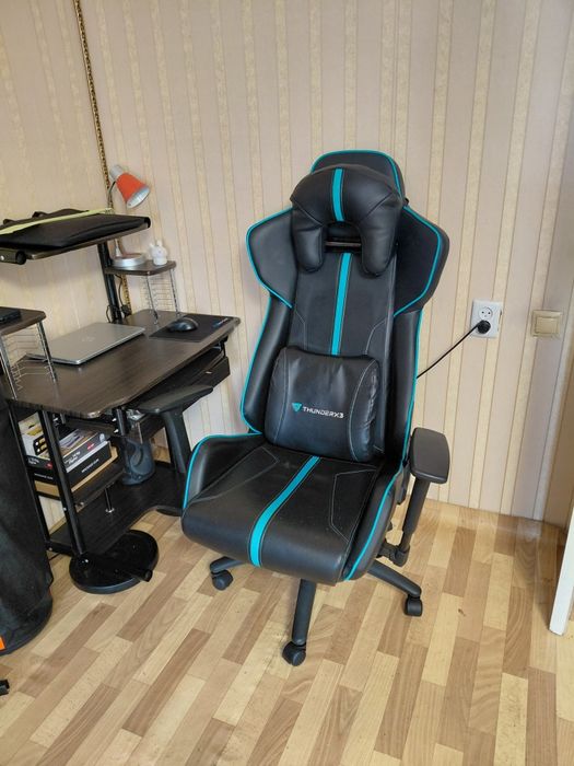 Продам компьютерный кресло