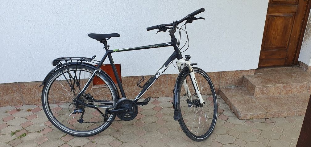 Bicicleta KTM -trecking 28"