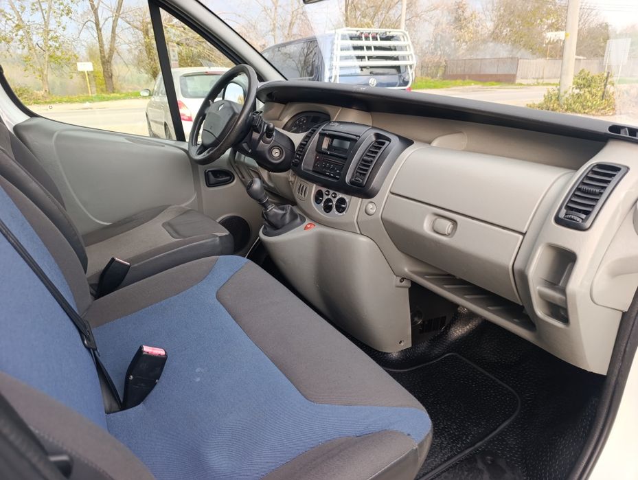 Renault Trafic 2.5 dci