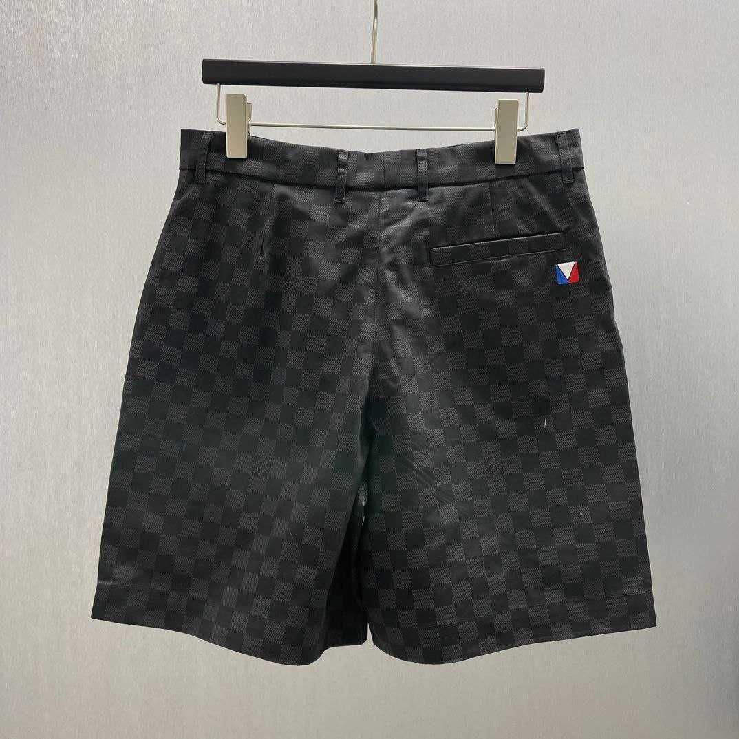 Мъжки къси панталони Louis Vuitton LV Шорти 1AFVSV