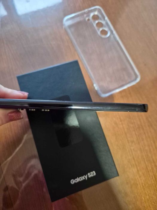 Samsung S 23 в перфектно състояние