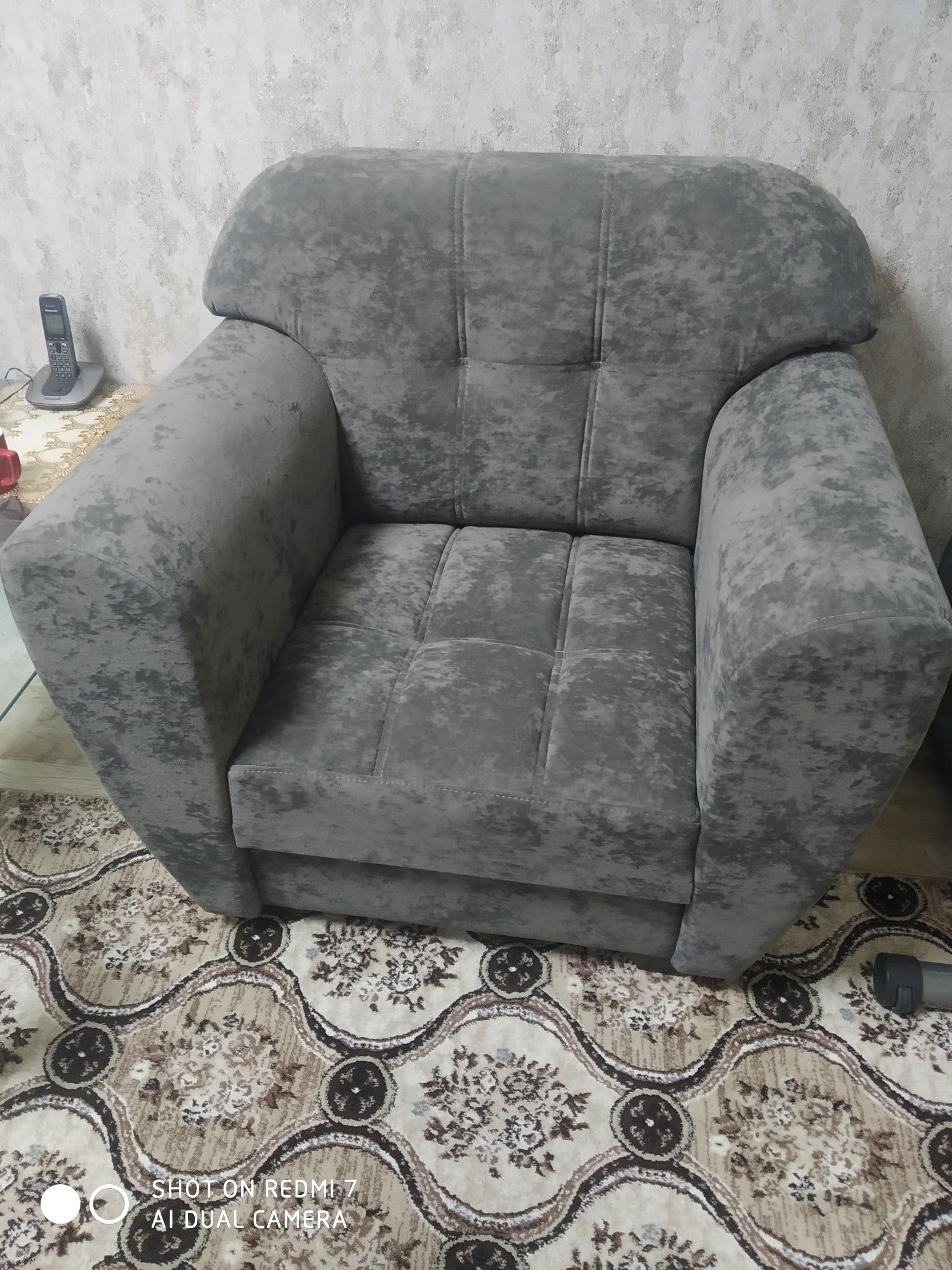 Продается 2 абсолютно новых кресла