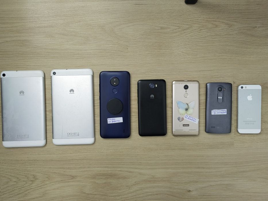 7 броя смартфони за части