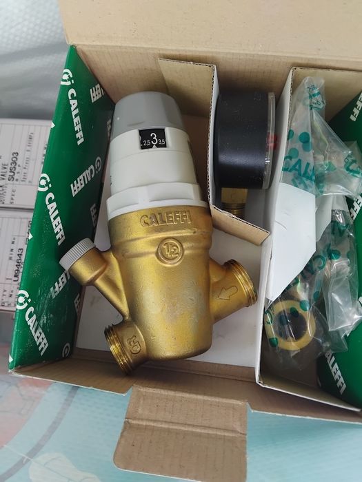 De vanzare  regulator de presiune