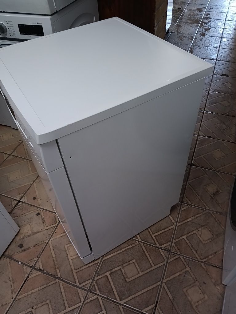 Свободно стояща съдомиялна Сименс Siemens IQ 300 A+++ 2години гаранция