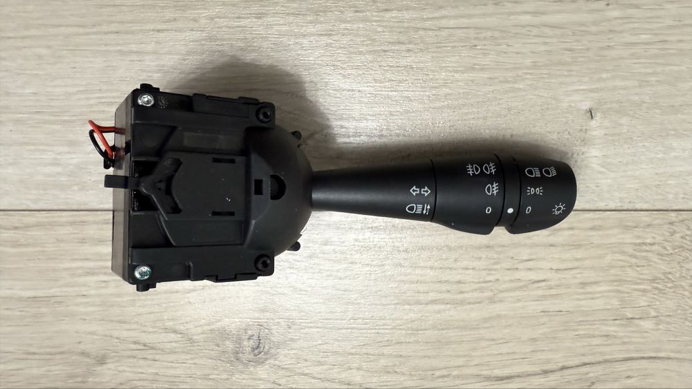 Maneta/Bloc lumini Dacia cu claxon sau fara, nou