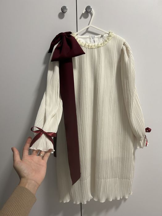 Sarafan nou plisat cu funda maxi detasabila