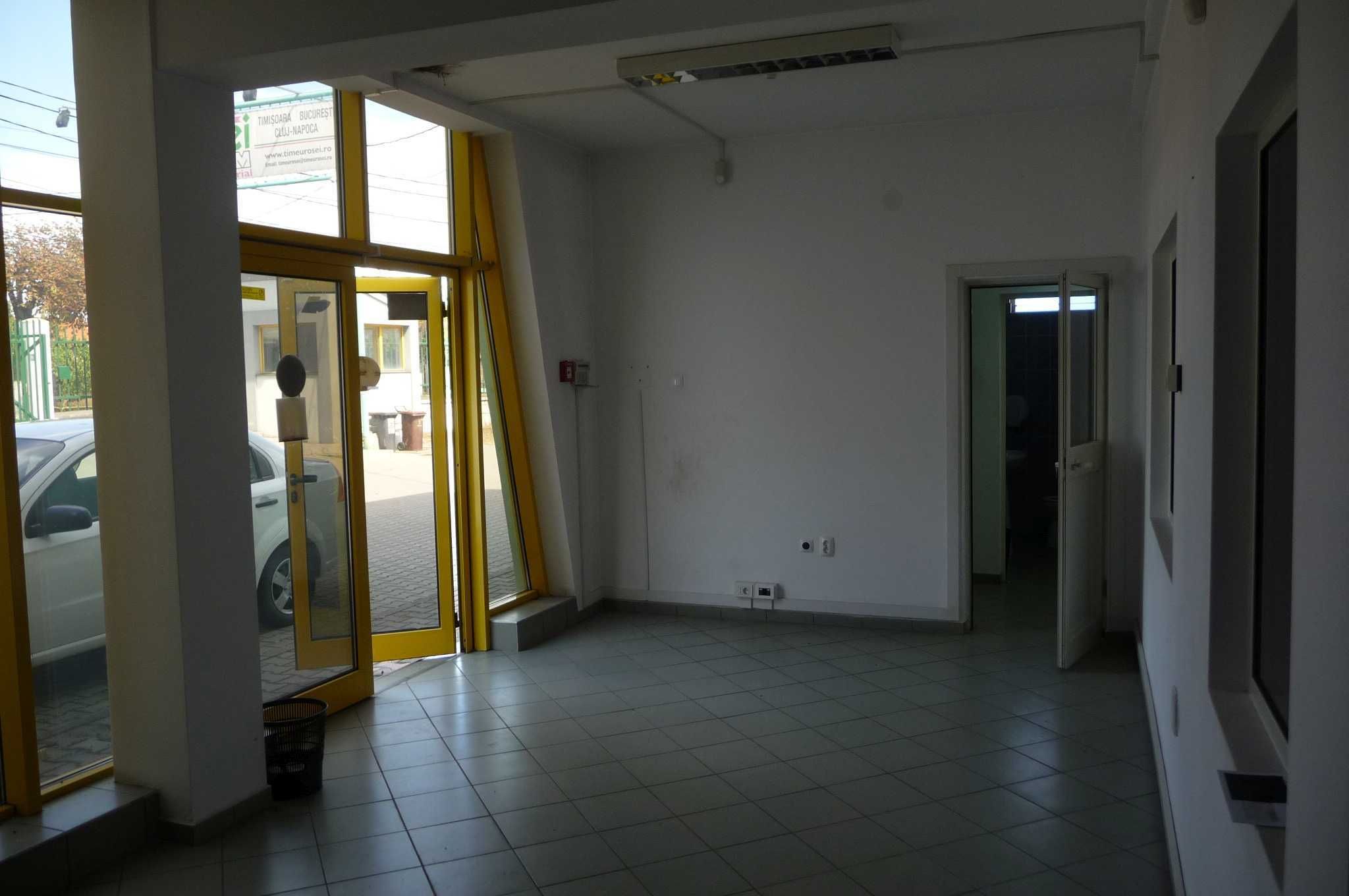 De inchiriat hala cu birouri și depozit în Cluj zona aeroport Someseni
