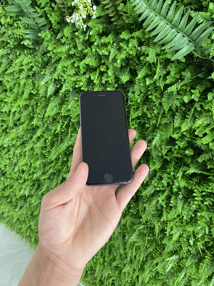 iphone 8 64gb/2……………………………………………………………………………………………………………………………………………..