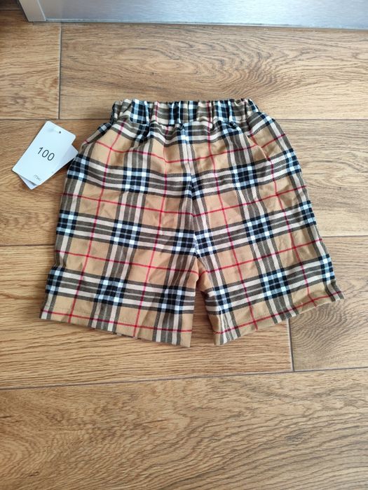 Pantaloni scurți 4-6ani gen Burberry