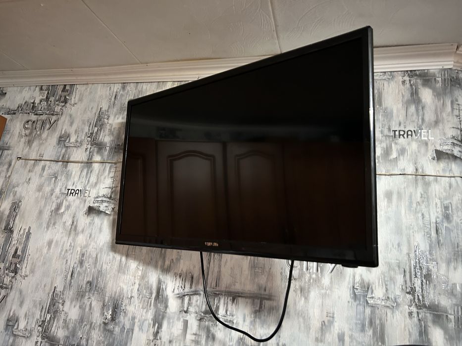 Продам телевизор Samsung Smart TV