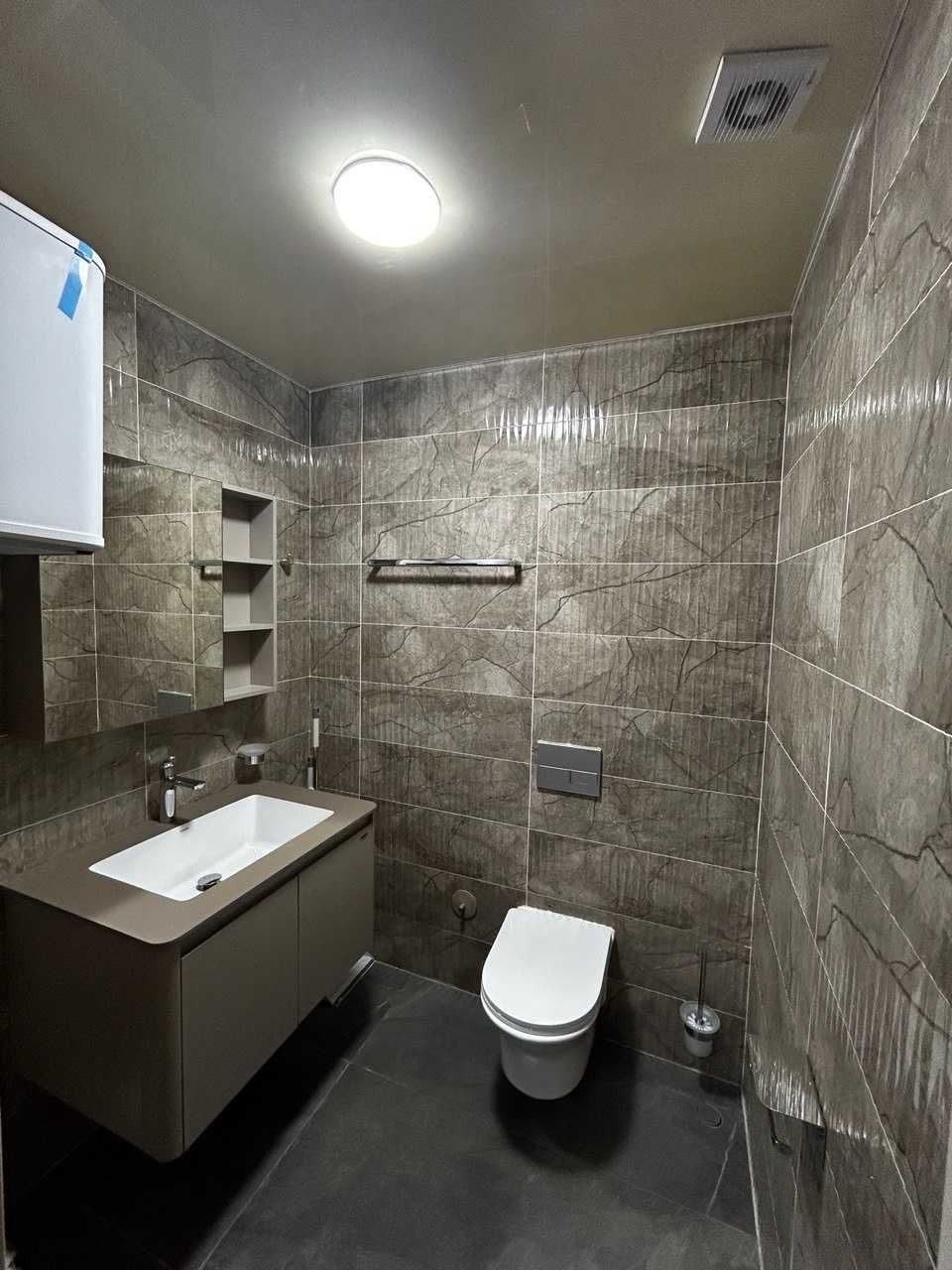ZGG Бизнес Центр - Офис 117м2 - ул. Бабура - PIRAMIT - Zarafshan City