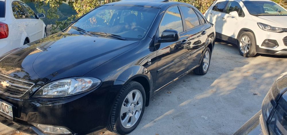 Jentra 3pozitsiya. Yili 2023. Yurgani 23000km. Narxi 14900