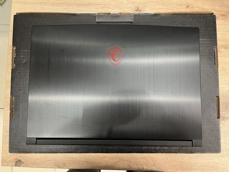 Msi Gaming GF63 Thin i7 11800h 8gb RTX 3050 ti 240GB