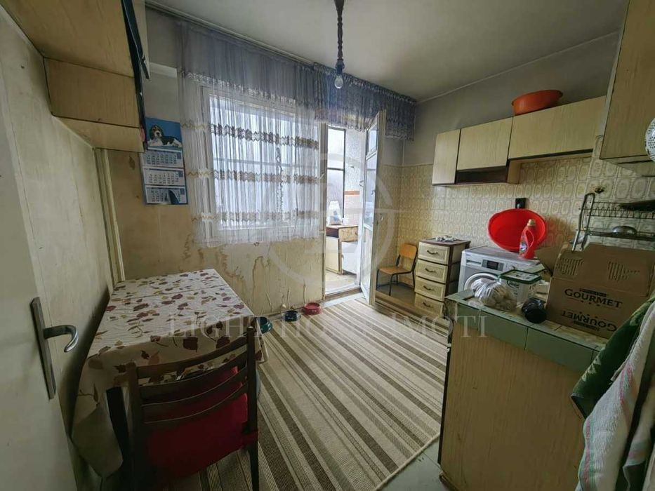 Продава се Тристаен апартамент в Пловдив, Кючук Париж - 92 кв.м за 1327 €/кв.м - Снимка #2