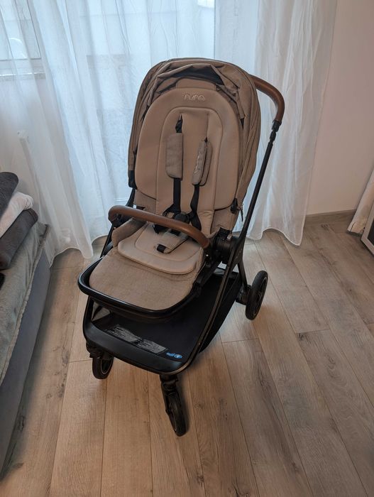 Carucior reversibil Nuna Triv Next Hazlewood