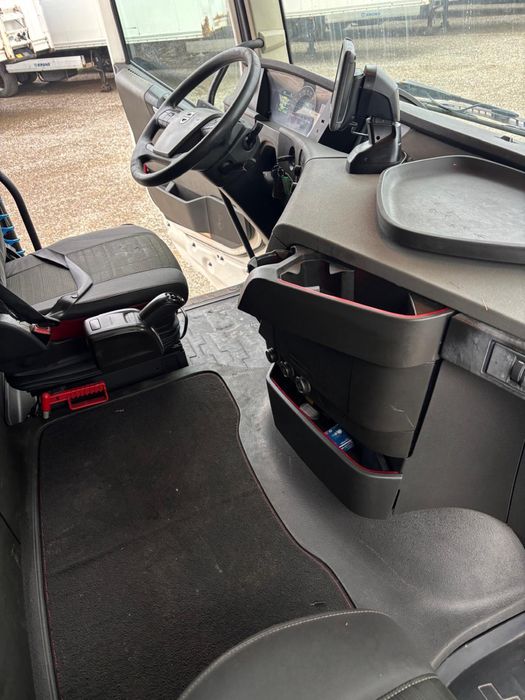 Volvo FH 460  Camion Frigorific  8,5 tone util