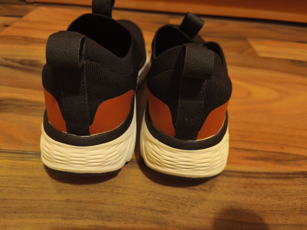 Маратонки Adidas-43,1/3