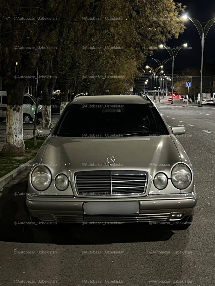 •Mercedes-Benz W210 E230•