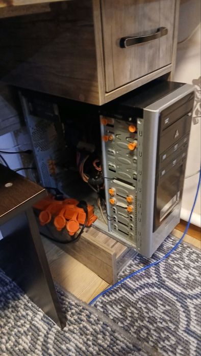 O'yinga tayyor kompyuter/ offis uchun