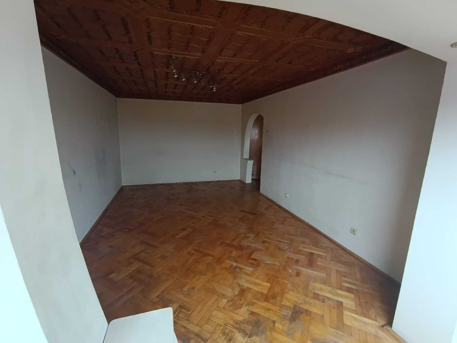 Apartament 3 Camere Decomandat 65 mp - Calea București - Brasov
