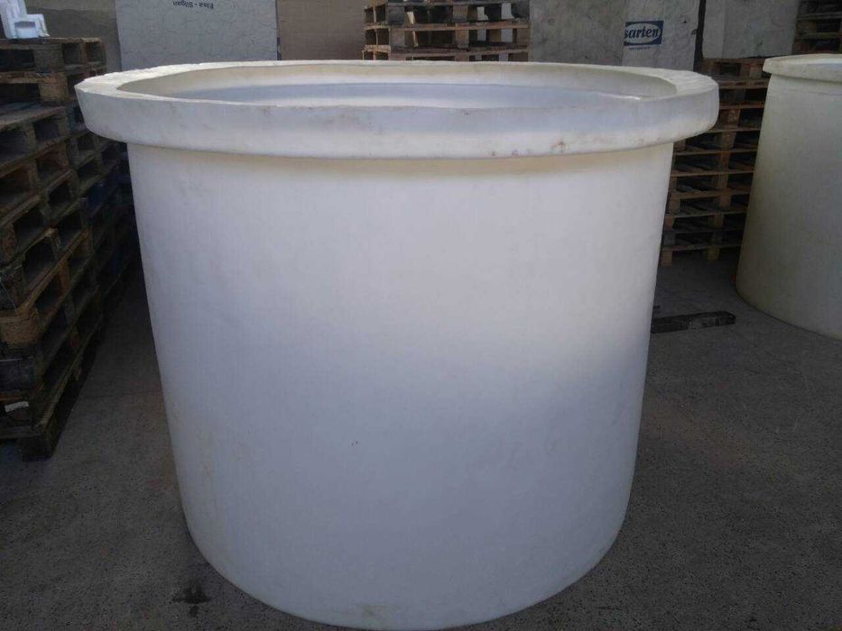 Резервоари, Вани, Бидони -  500лт. , 1300лт.