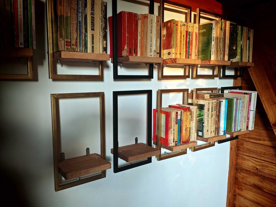 Rafturi suspendate din lemn și metal – design industrial by Wall Tale
