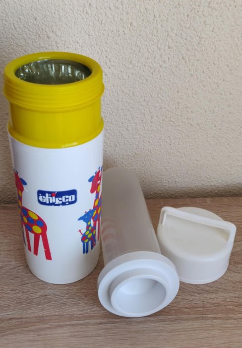 Termos Chicco,pentru lichide calde și reci