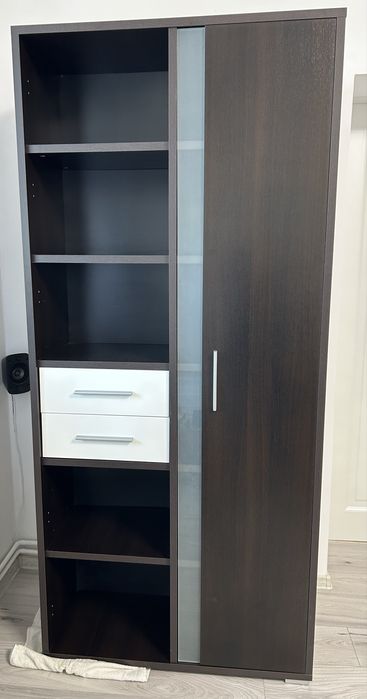 Dulap living cu sticla