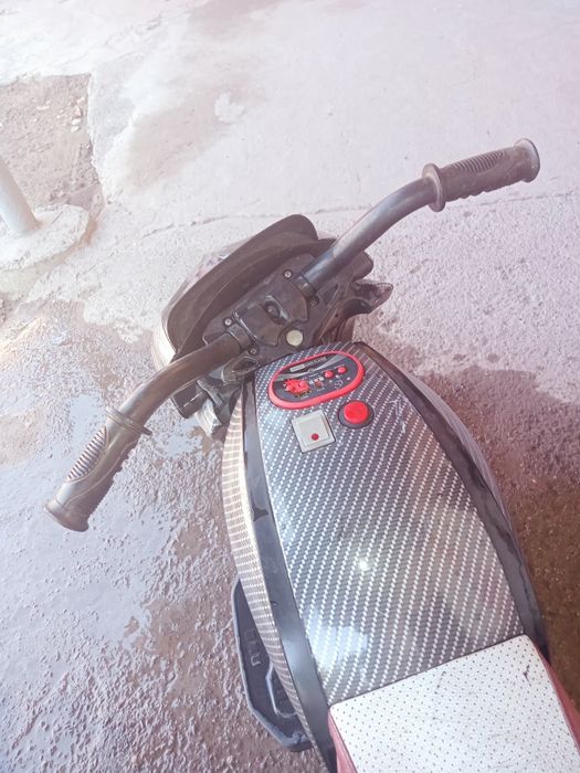 Bolalar uchun mototsikl