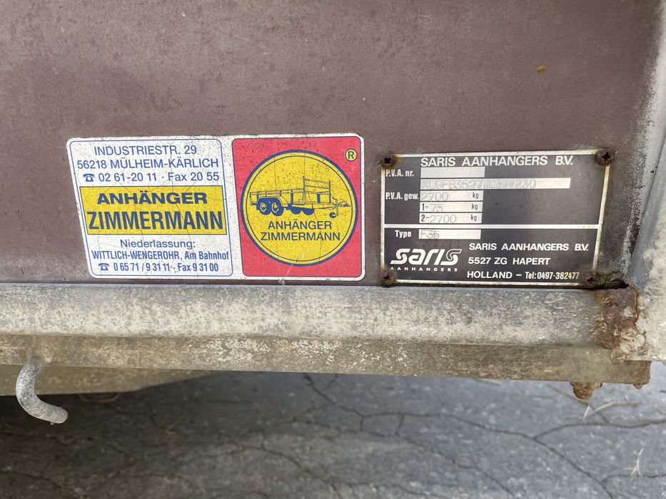 Remorca tandem 2.7 t , marca Saris-Stare f buna !