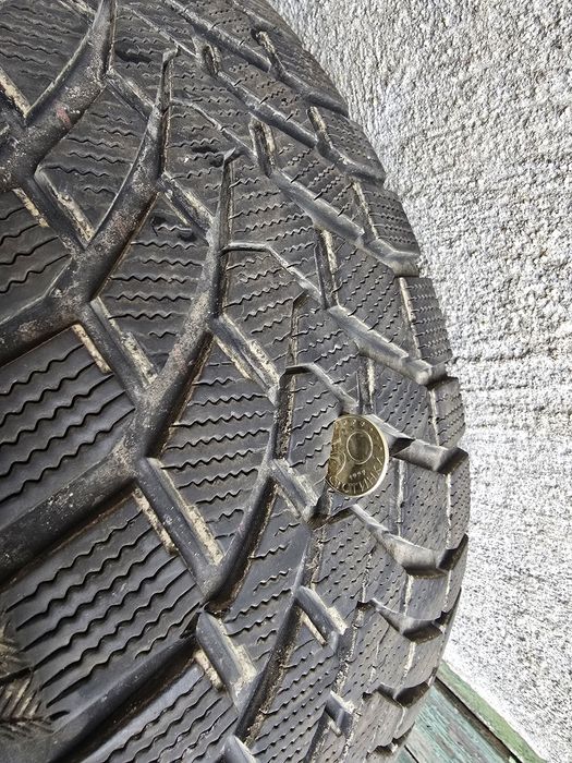 205 55 16 MAZZINI 2бр зимни