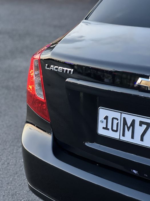 Gentra Black Mettalic