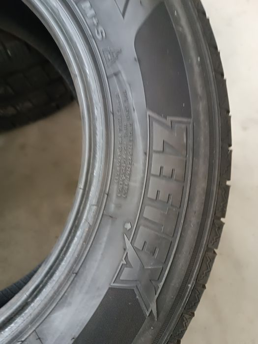 2buc Anvelope Iarna 235 65 16c Zetex dot2023