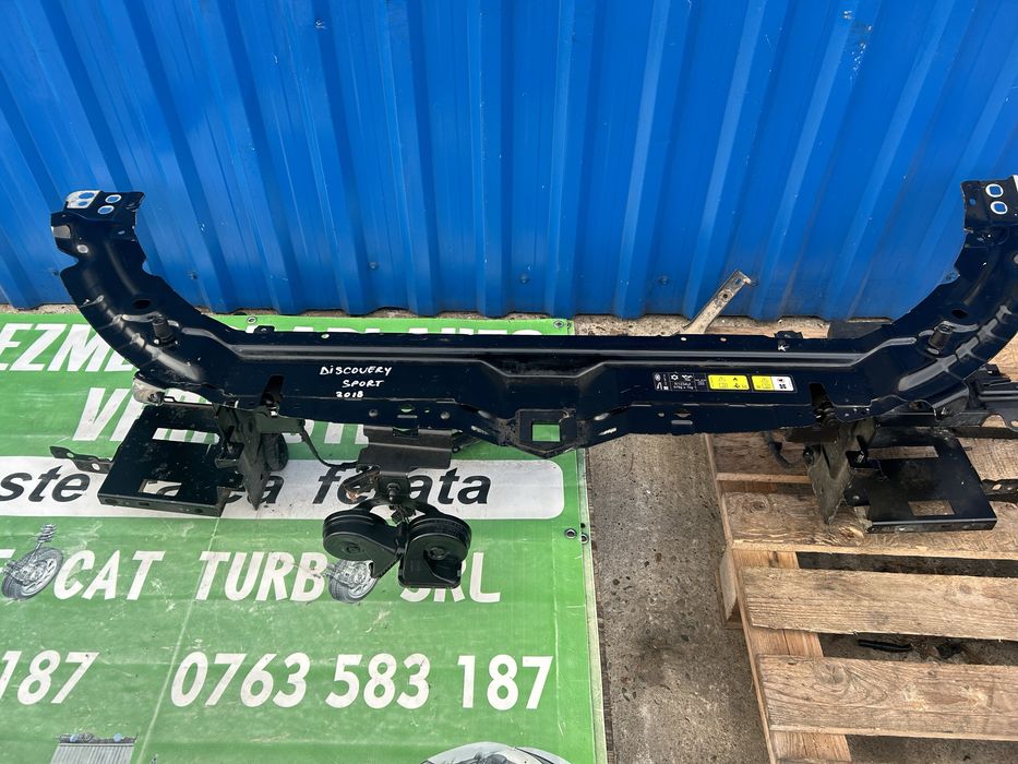 Trager Range Rover Dicovery Sport 2017