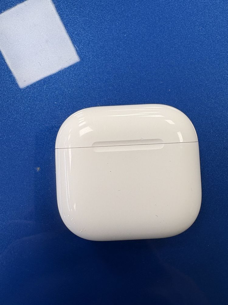 Airpods 4-та генерация