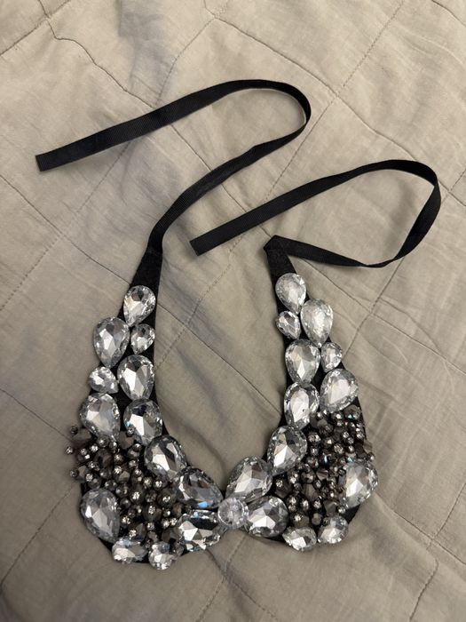 Украшение на шею