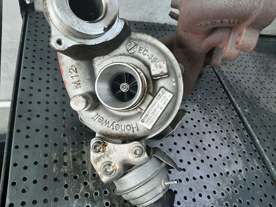 turbina 1.6 tdi cay vw golf 6 skoda superb 2 octavia 2 seat altea leon audi a3 03l253016t 775517-2