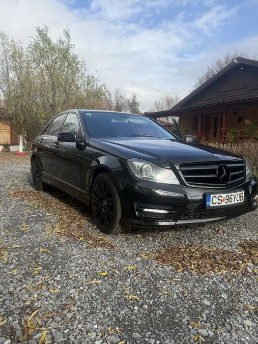 Mercedes - Benz  c class w204 Facelift 2013.09