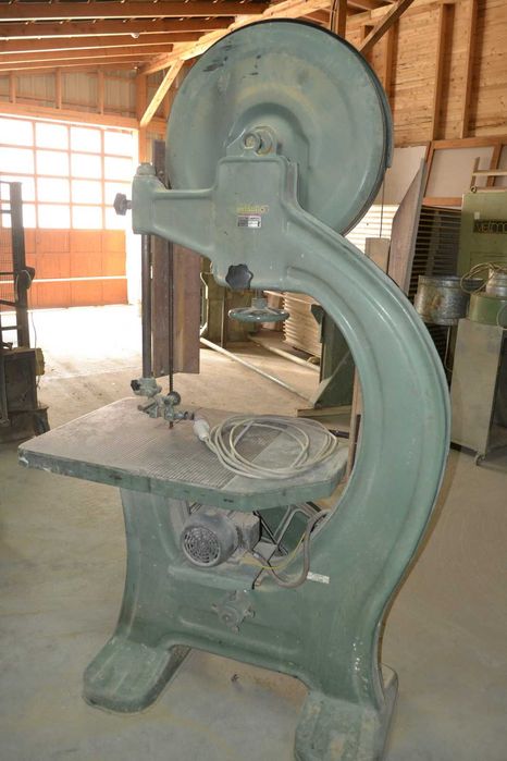 Ferăstrăun panglică