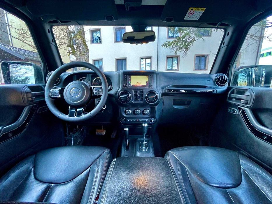 Jeep Wrangler Unlimited Black Edition 2016 Clima Navi