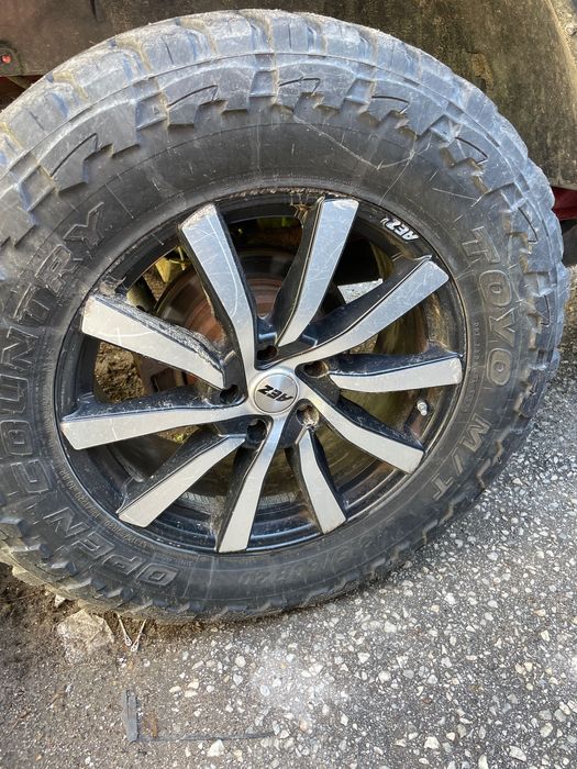 Джанти + датчици ( sensors ) R20 5 х 127 Jeep
