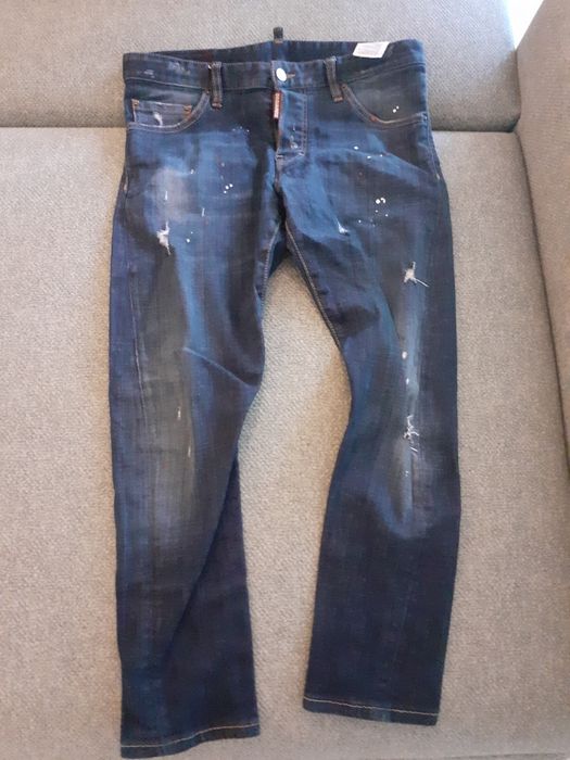 Vând blugi originali DSQUARED3