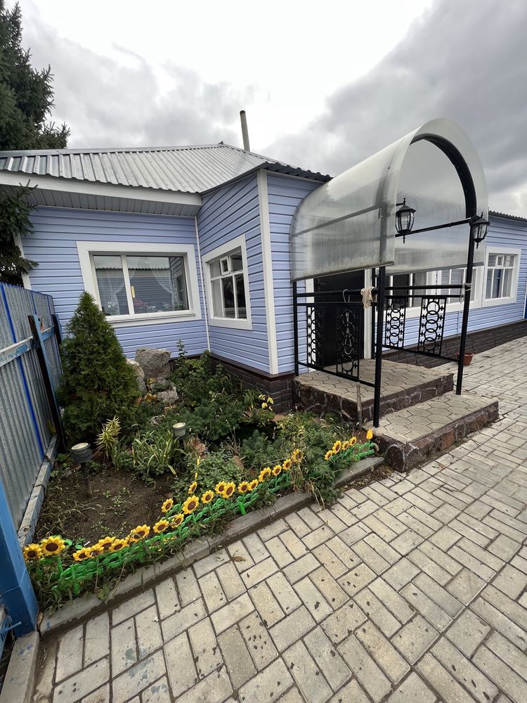В продам дом в центре